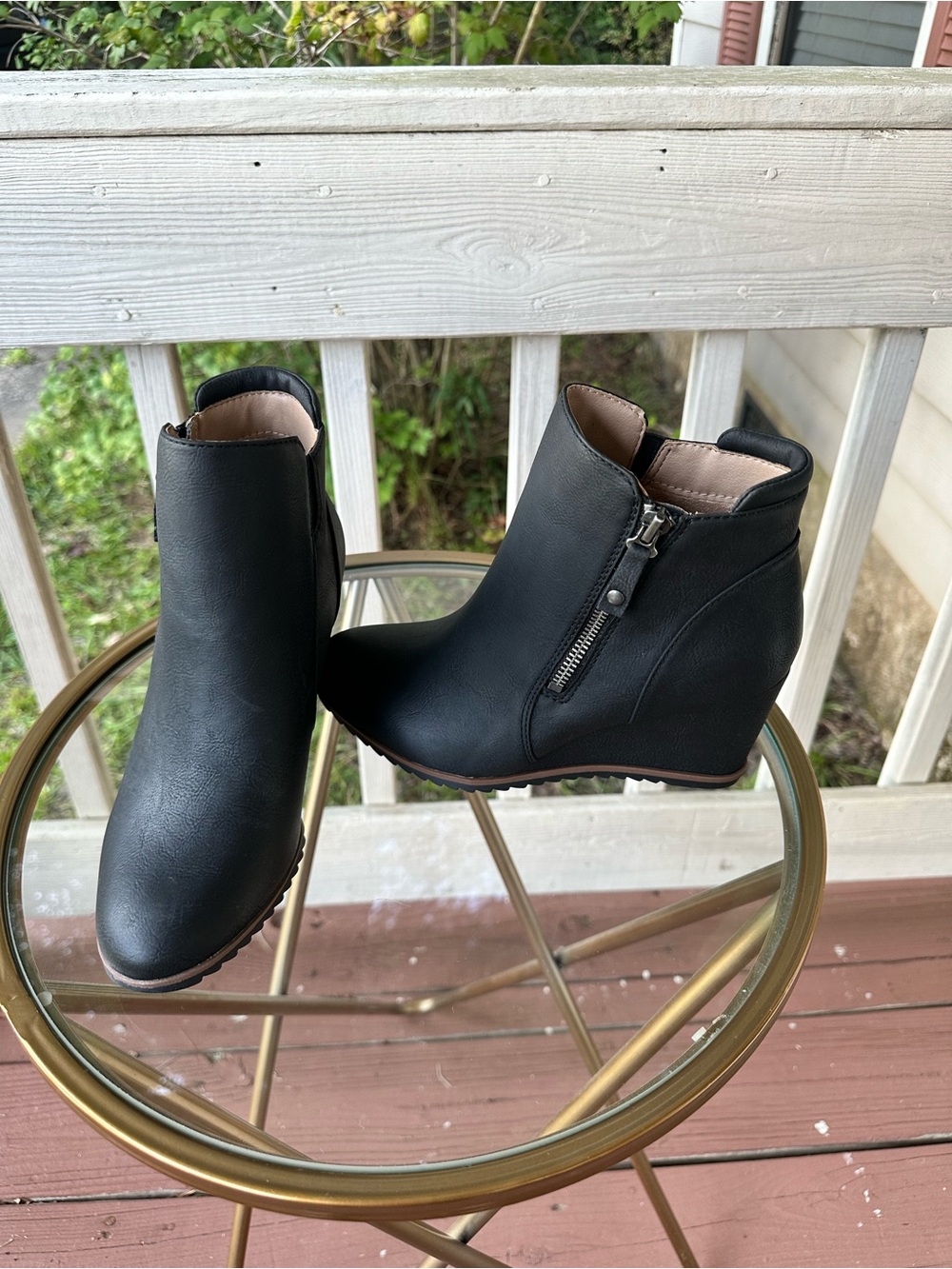 SOUL Naturalizer Black Wedge Ankle Booties with Side Zip Accent